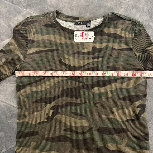 RDI NWT Camo Shirt Top Blouse Size Small - Picture 7 of 8